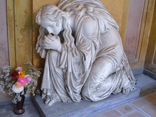 Certosa sacra e profana: aneddoti, curiosità e simboli nascosti