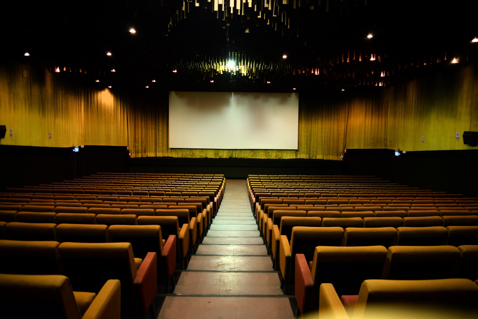 multisala-cinema-07-bazzano.jpg