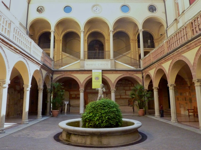 Progettare il museo. Il Museo Civico Archeologico da Coriolano Monti ad oggi